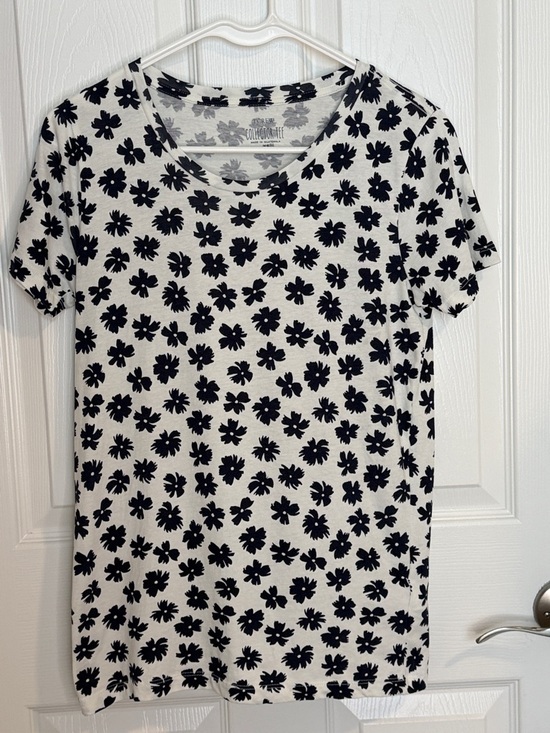 J. Crew Tops - J. CREW COLLECTOR  cream Tee with blue Floral Pattern - Short Sleeve 100% cotton